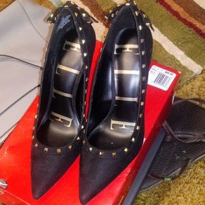 Elle high heels